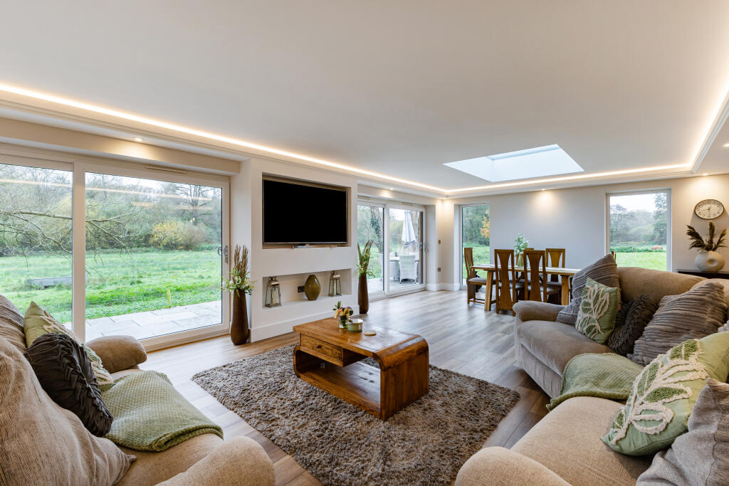 Smallbrook Lane, Warminster, BA12 photo 3
