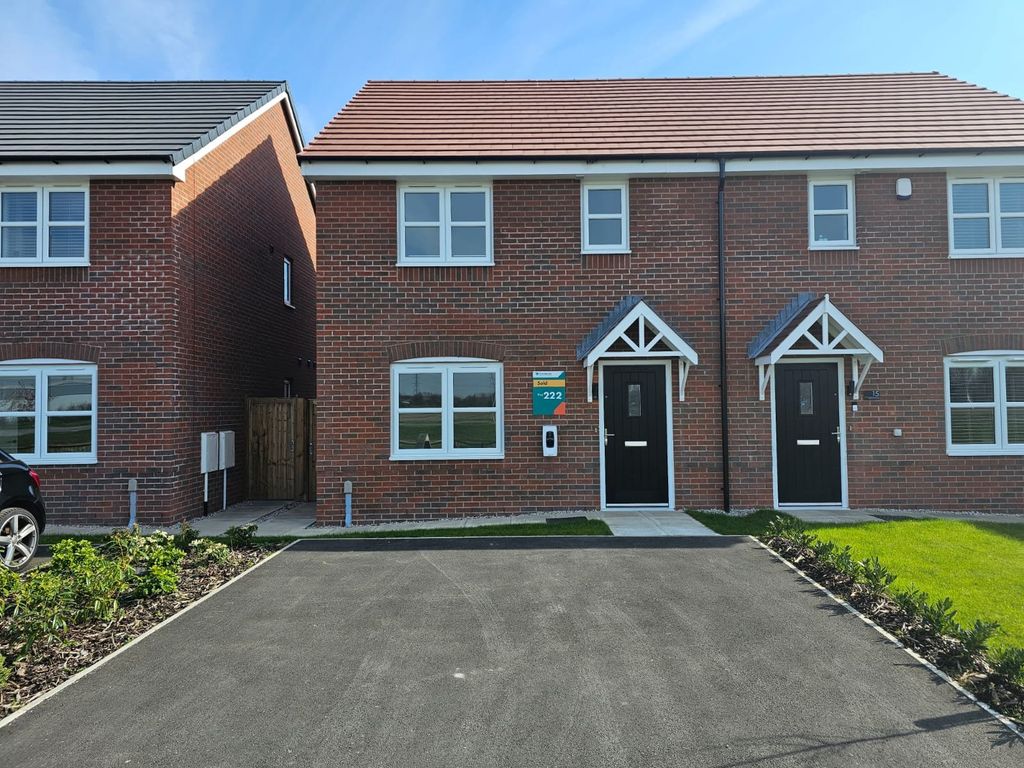 3 bed semi-detached house to rentBeech Close, Deeside, Flintshire CH5