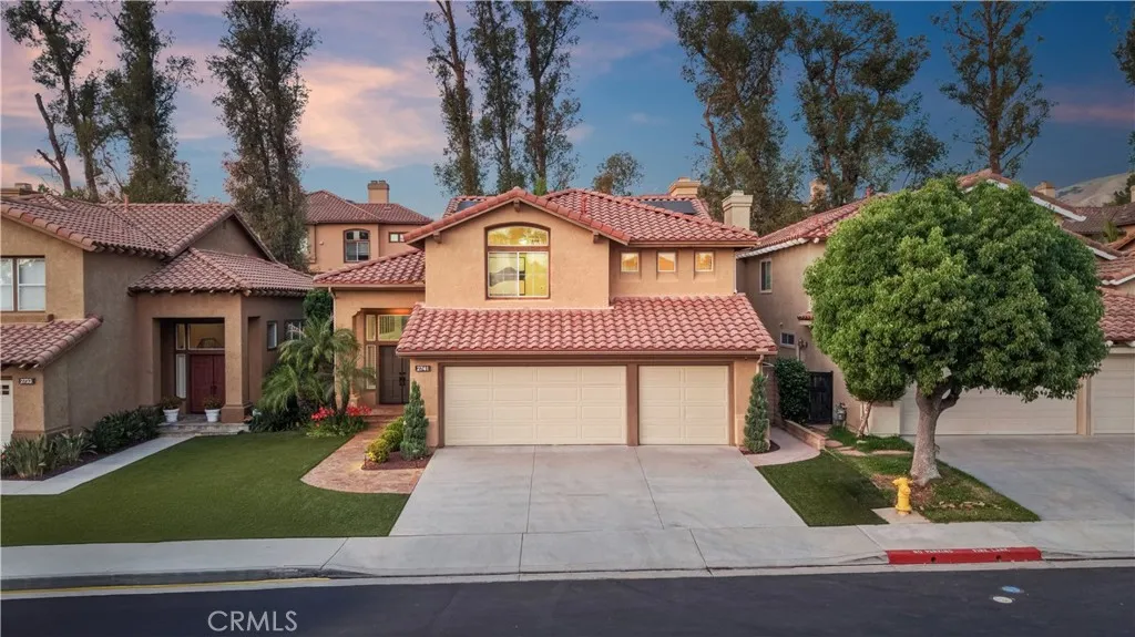 2741 Timmons, Tustin, CA 92782 photo 2