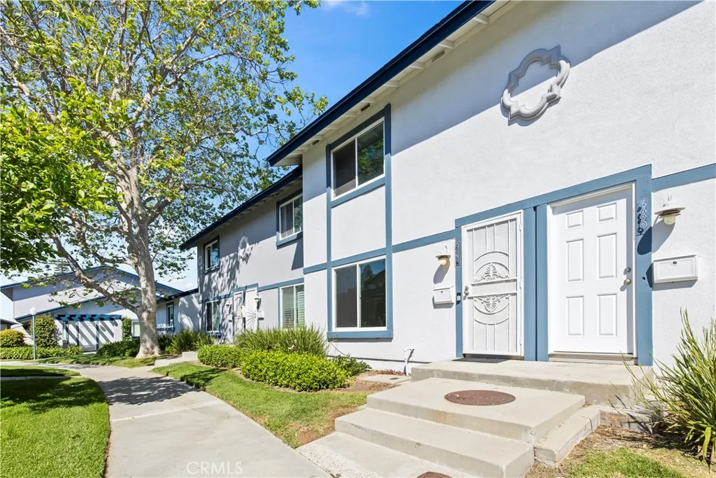 Additional image 85 of 4688 Oceano Circle, Huntington Beach, CA 92649