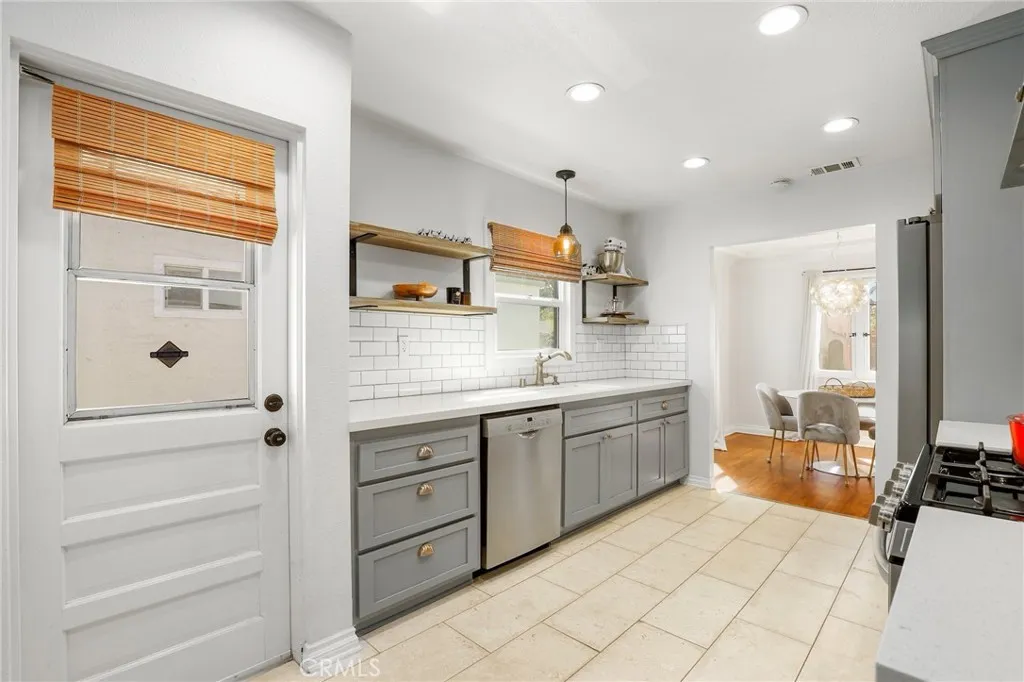 Additional image 54 of 6042 Gundry Avenue, Long Beach, CA 90805