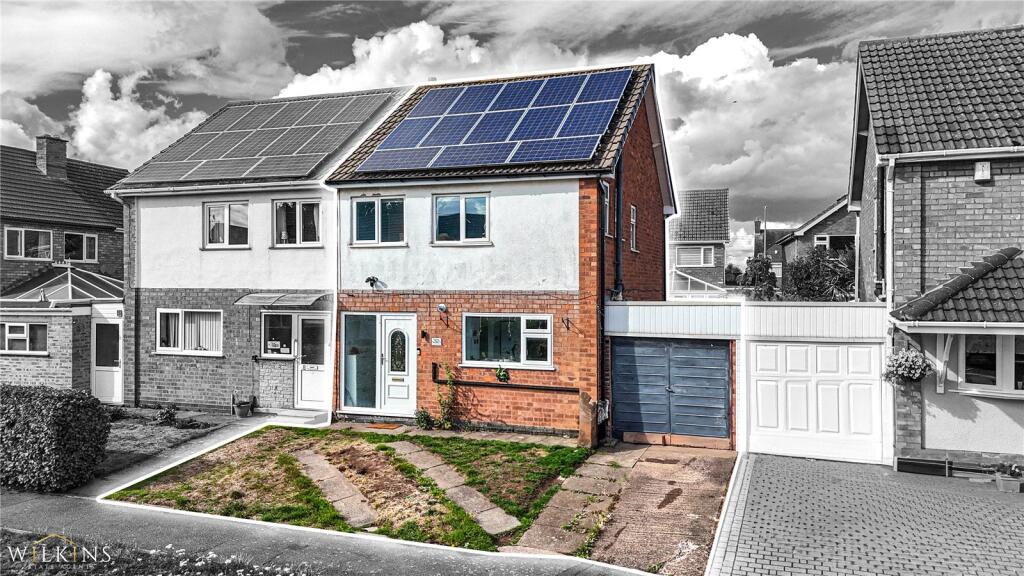 Hayworth Close, Tamworth, Staffordshire, B79