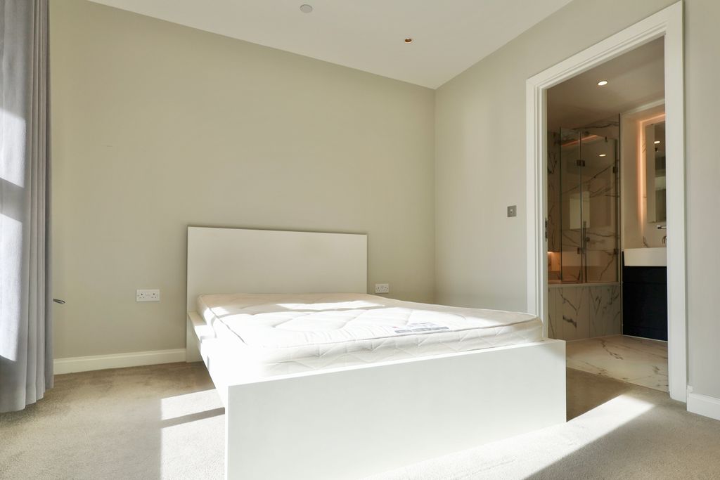 Additional image 13 of 2 bed flat to rentGasholder Place, London SE11