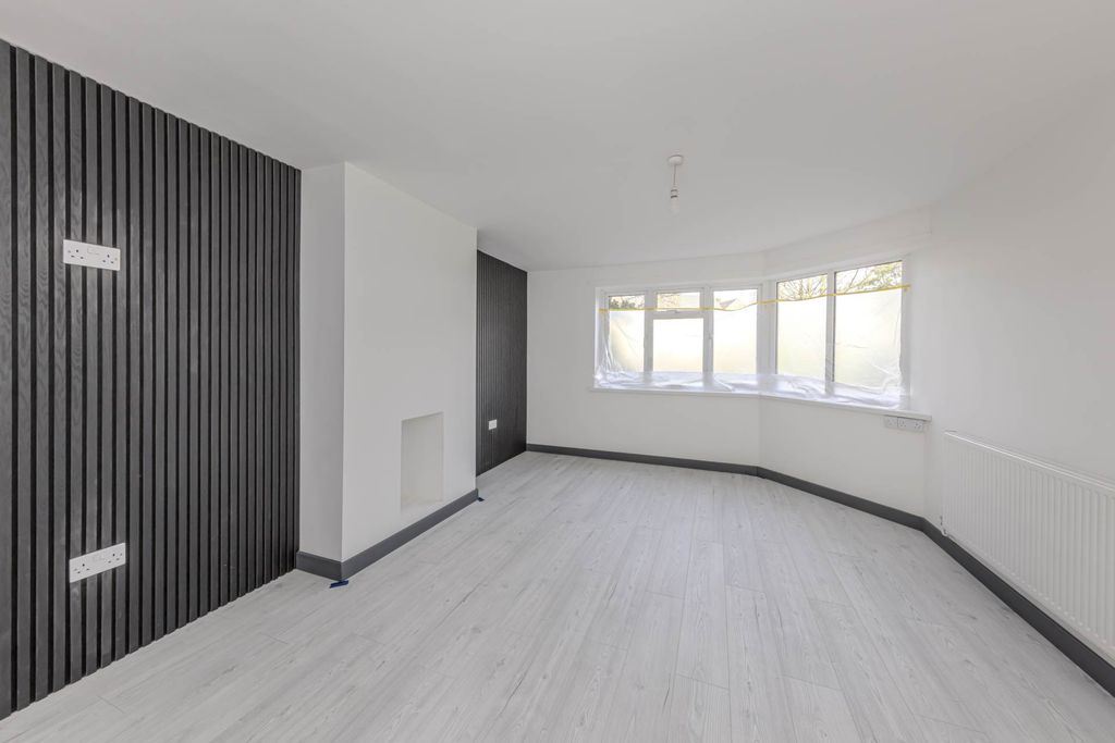 Additional image 6 of 2 bed flat to rentSeabridge Lane, Newcastle Under Lyme ST5