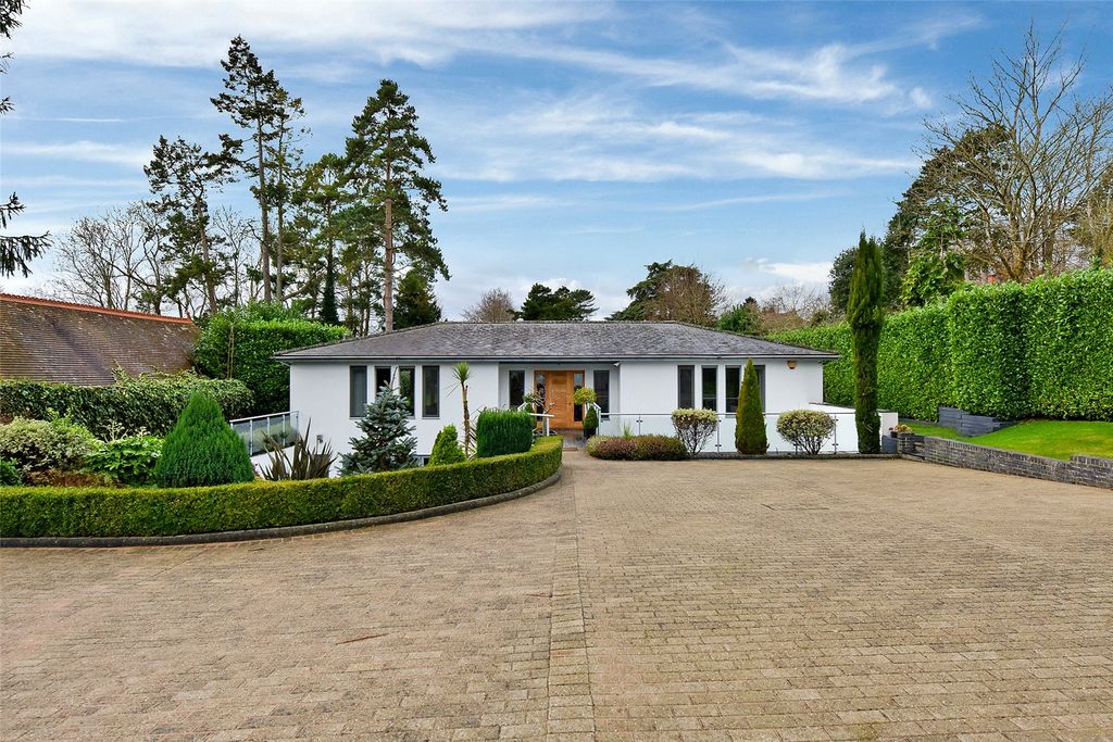 Additional image 18 of 4 bed detached house to rentRotherfield Road, Henley-On-Thames, Oxfordshire RG9