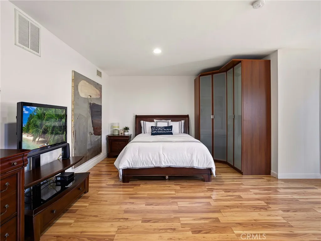 Additional image 98 of 1825 Altivo Way, Echo Park, CA 90026
