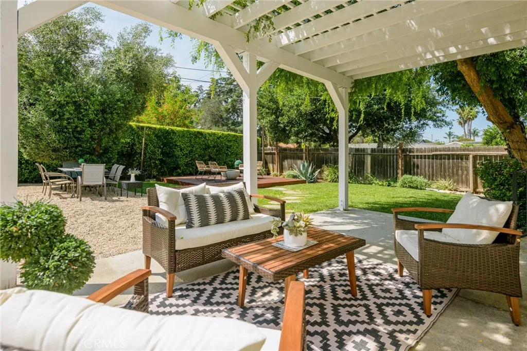 Additional image 4 of 17256 Lemay St, Lake Balboa, CA 91406