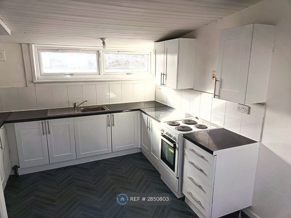 Additional image 4 of 2 bed terraced house to rentBerryhill Road, Glasgow G67