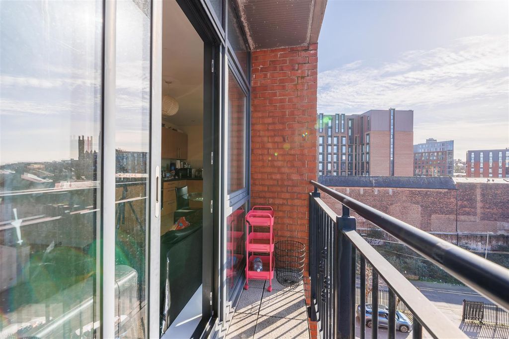 2 bed flat for saleBenson Street, Liverpool L1