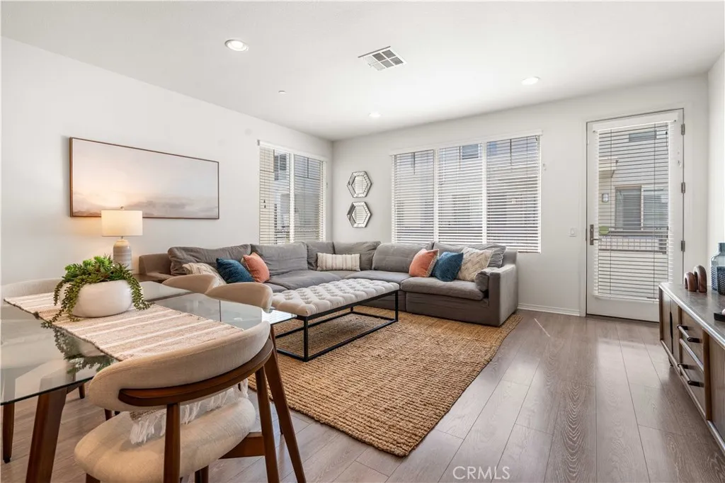 Additional image 5 of 5560 Boardwalk Unit 105, Hawthorne, CA 90250