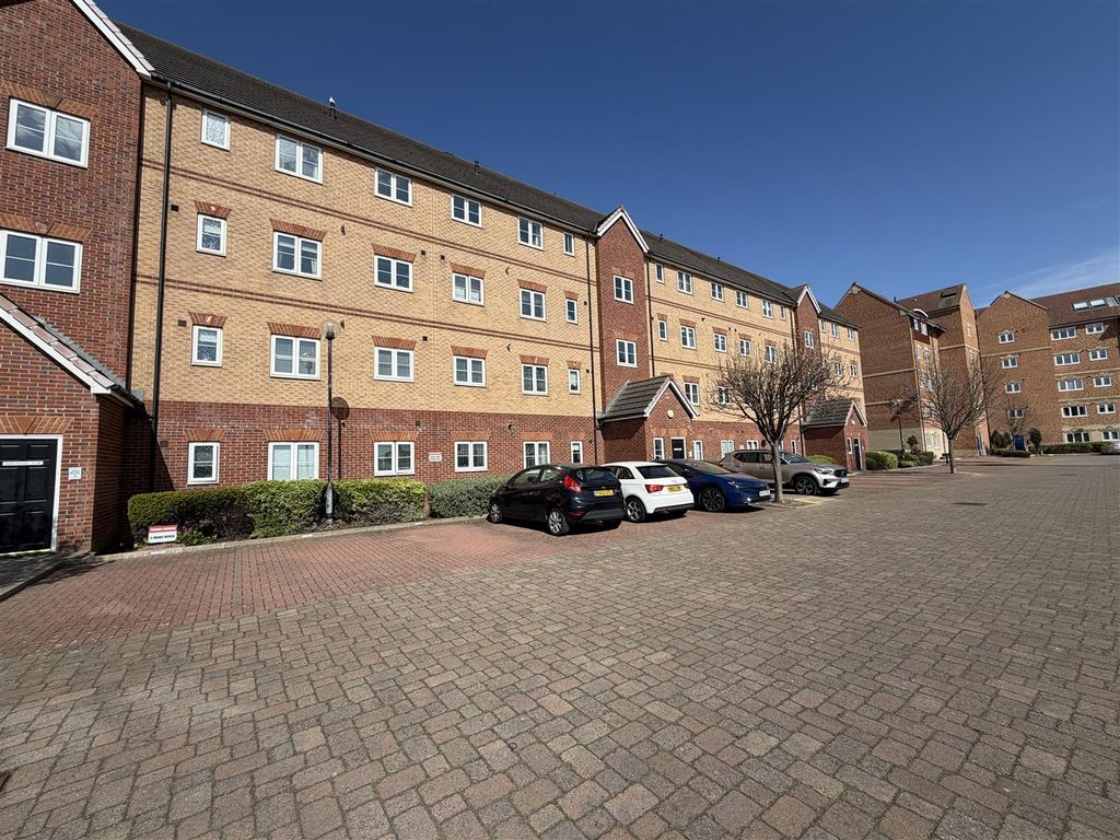 2 bed flat to rentFleet Avenue, Hartlepool TS24
