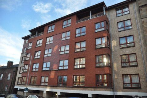 10 Sanda Street, Glasgow G20