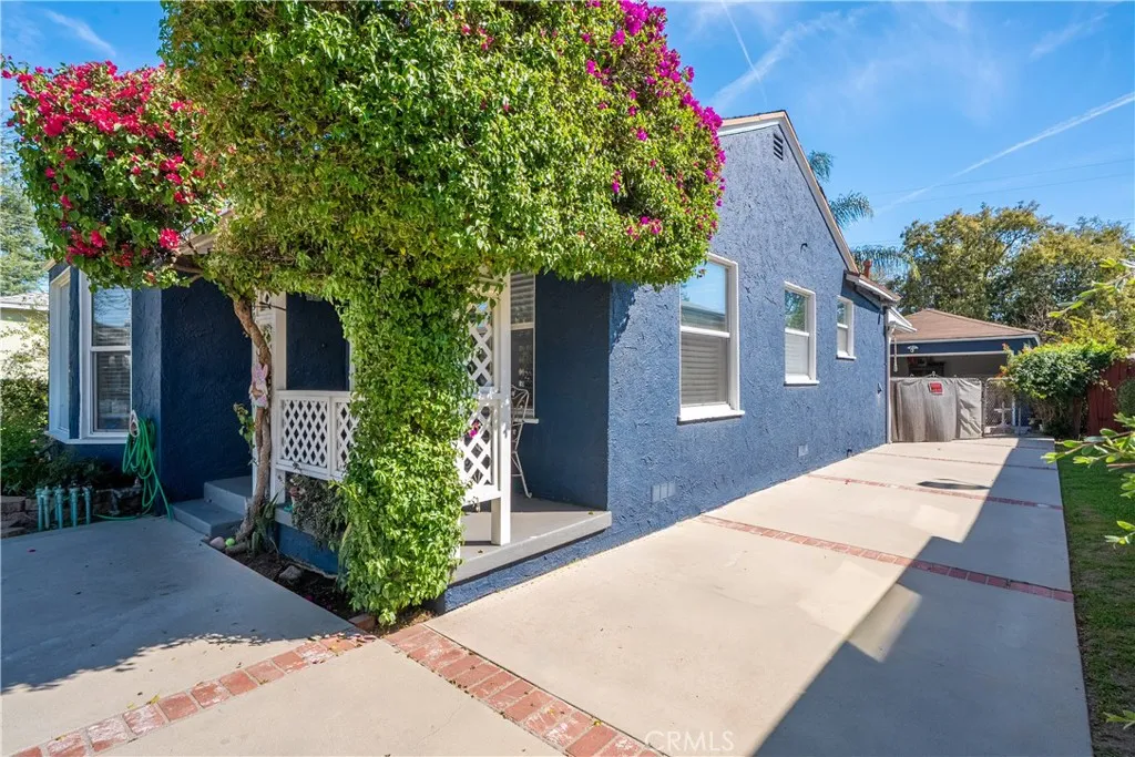 Additional image 7 of 17504 Hamlin St, Van Nuys, CA 91406