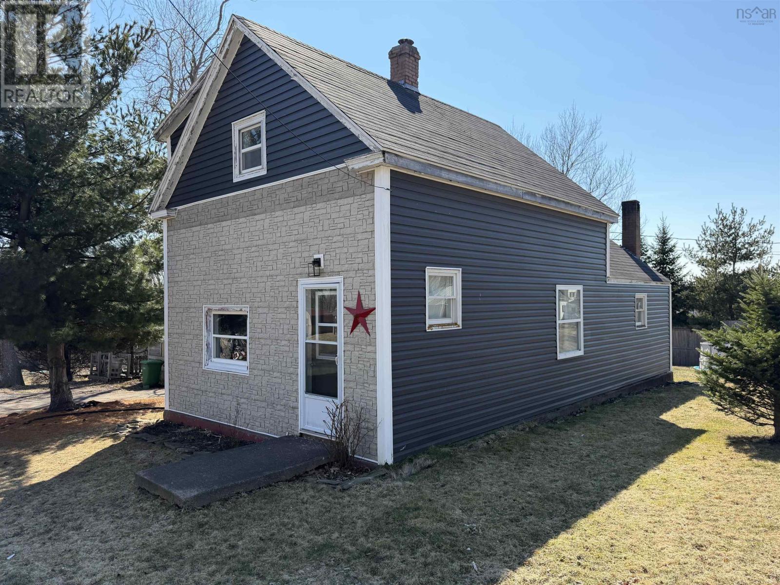 71 Elliott Street