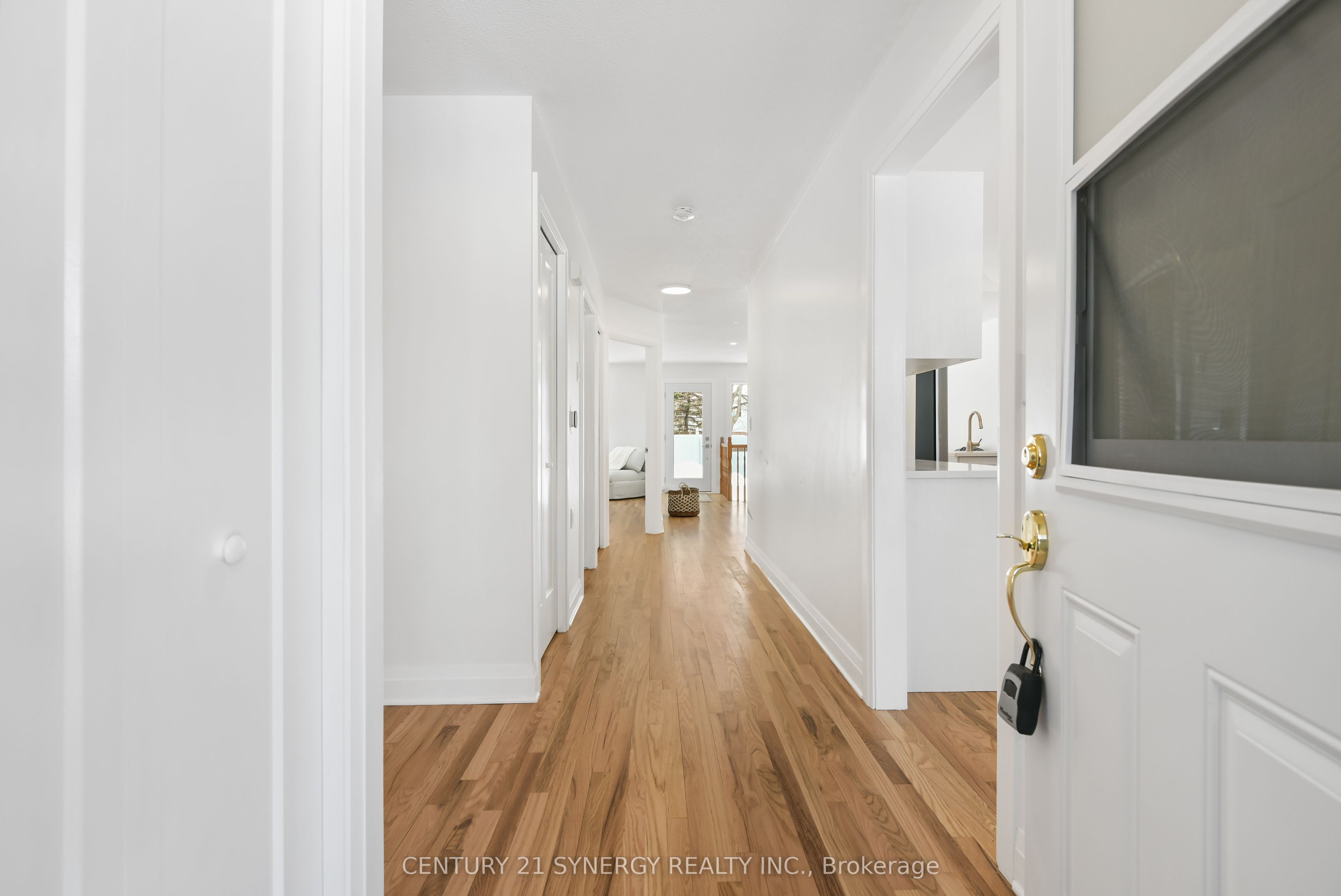 Additional image 4 of 7 Weaver Crescent, Ottawa, ON, K2K 3E1