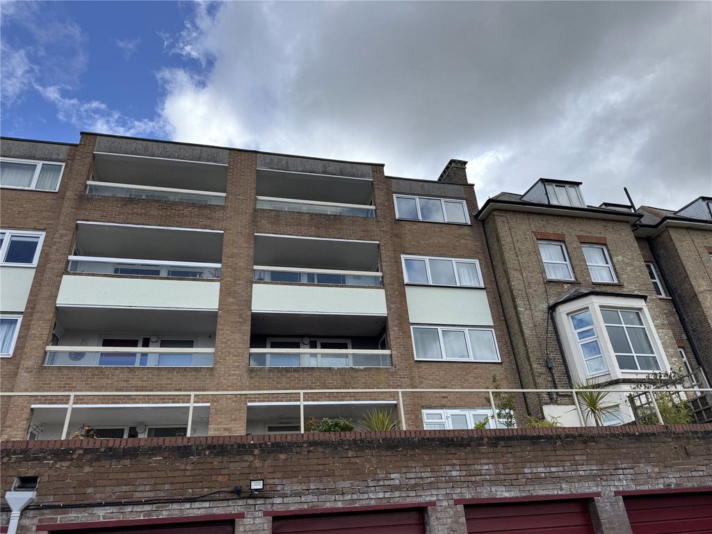 Additional image 8 of 2 bed flat to rentTrull Road, Taunton, Somerset TA1