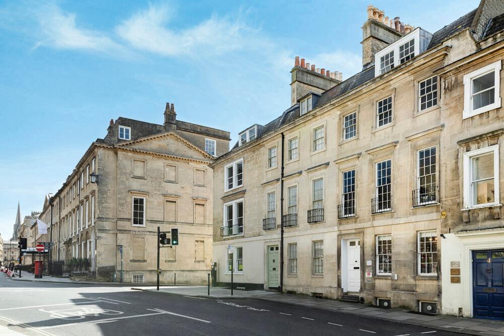 3 Chapel Row, Bath