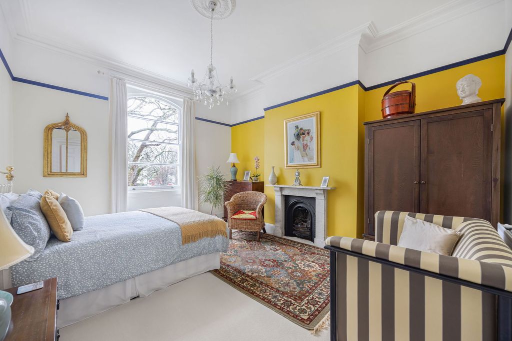 Additional image 16 of 3 bed flat for saleBurston House, Pittville Circus, Cheltenham, Gloucestershire GL52