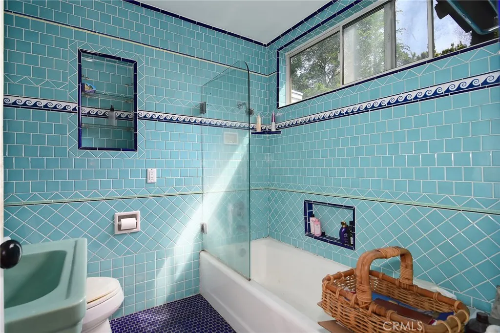 Additional image 17 of 3036 Surry Street, Los Angeles, CA 90027