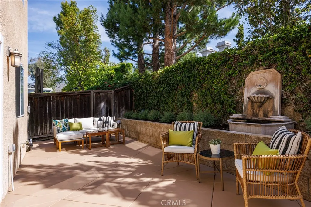 6 Hemingway Court, Rancho Santa Margarita, CA 92679