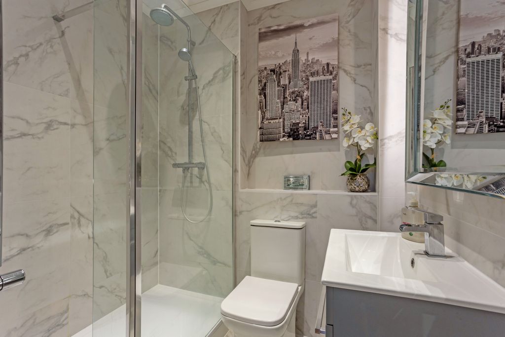 Additional image 5 of 2 bed flat for saleBath Road, Bristol BS4