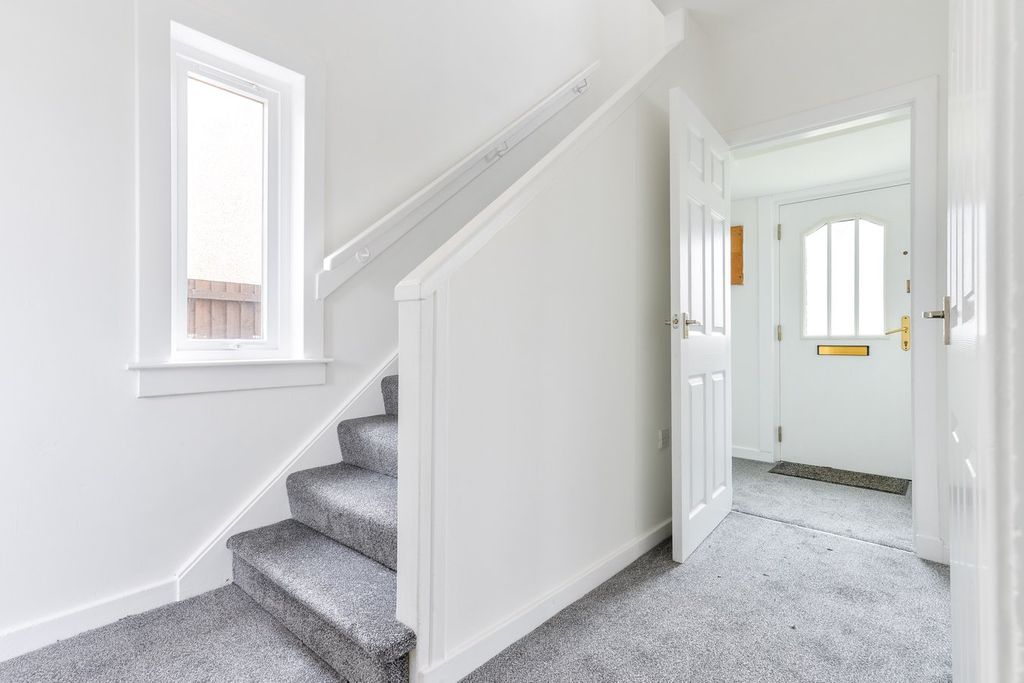 Additional image 9 of 3 bed semi-detached house for saleLivingstone Crescent, Falkirk FK2