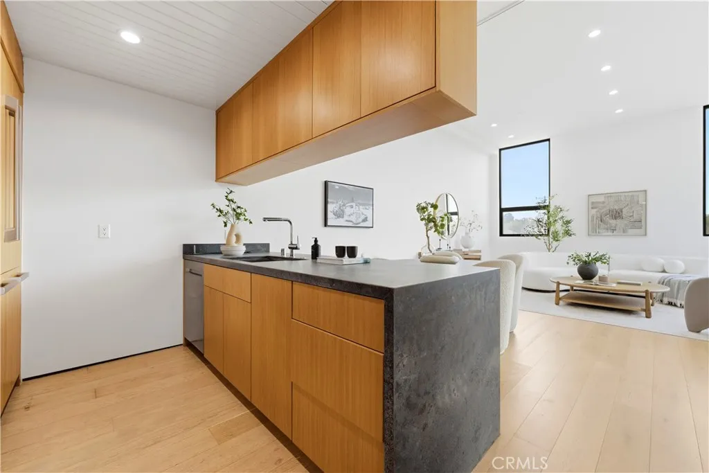 Additional image 20 of 3601 Mclaughlin Avenue, Los Angeles, CA 90066