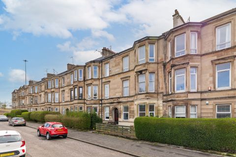 11 Victoria Park Drive South, Whiteinch G14