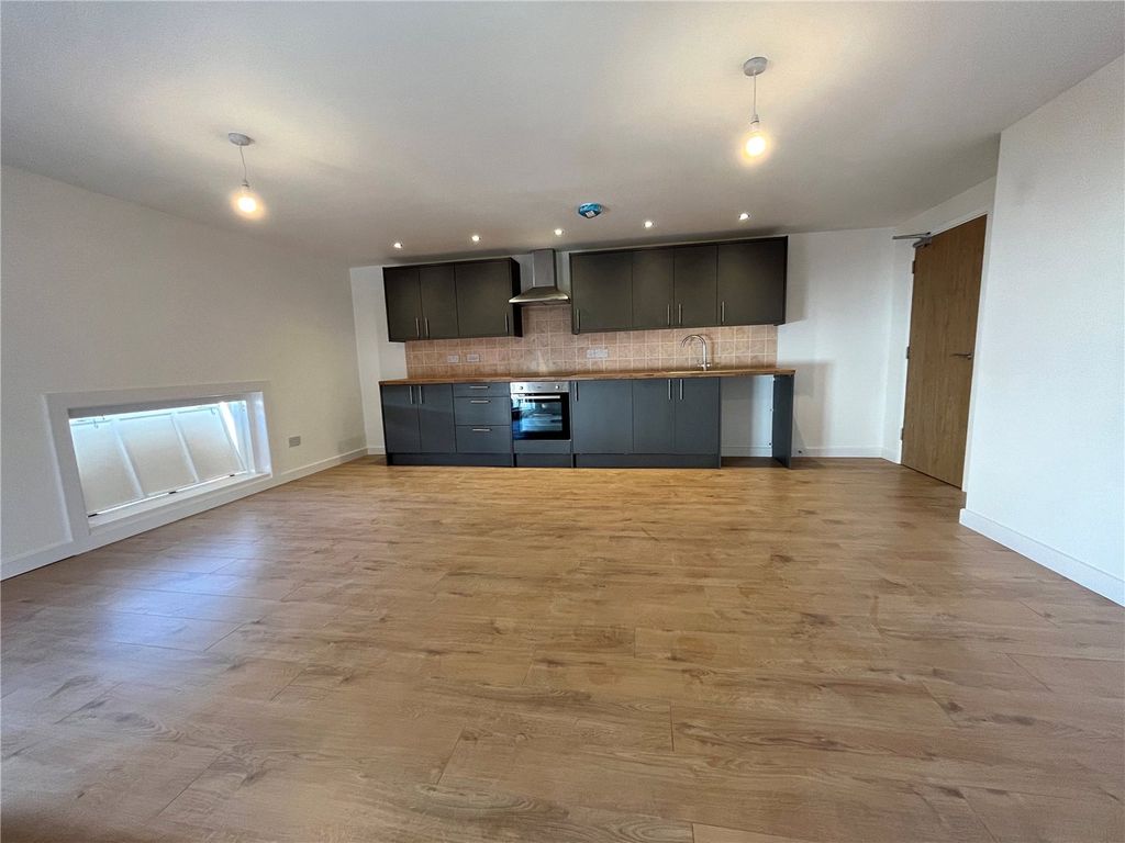 Additional image 3 of 1 bed flat to rentCastilian Street, Northampton, Northamptonshire NN1