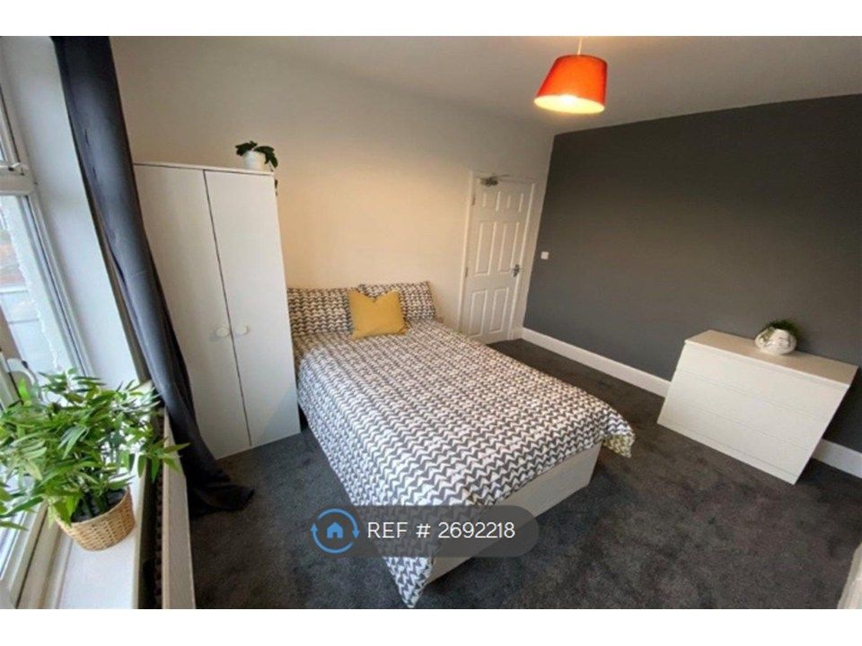 8 bed shared accommodation to rentAbbey Road, Beeston, Nottingham NG9 photo 2