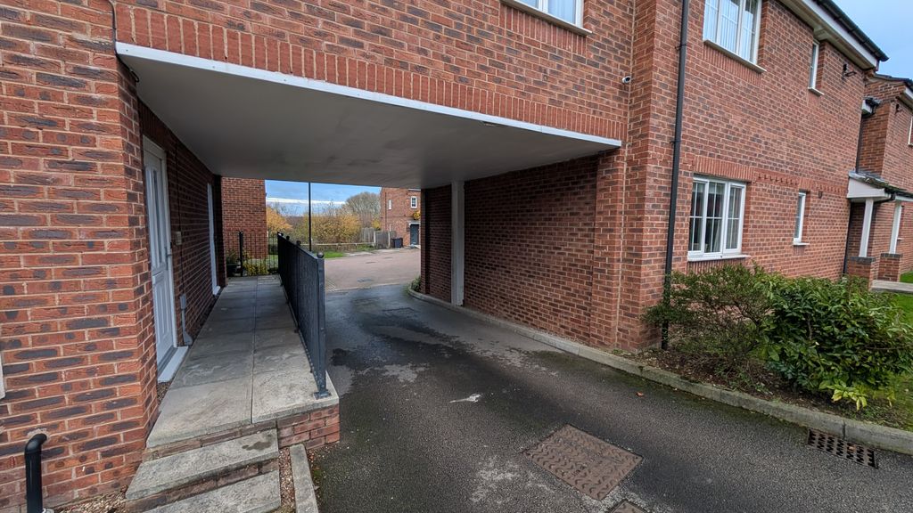 Additional image 9 of 2 bed flat for saleWoodhouse Lane, Sheffield S20