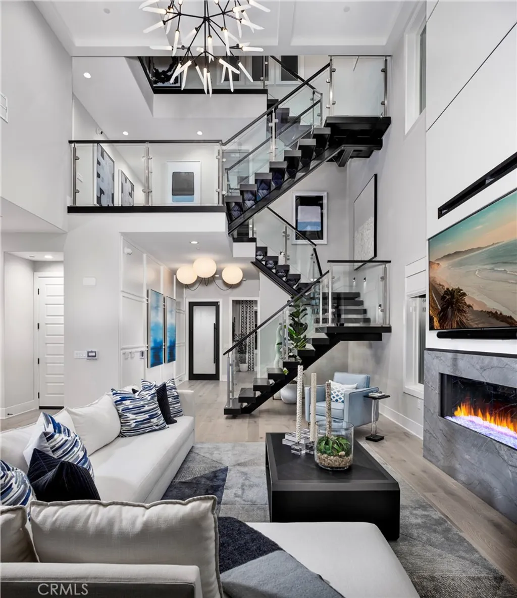 Additional image 7 of 113 Apron, Irvine, CA 92618