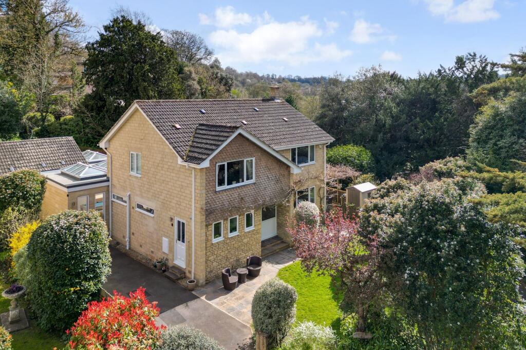 Bathwick Hill, Bath, BA2