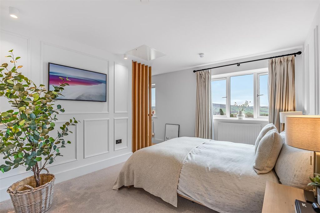 Additional image 10 of 4 bed semi-detached house for saleParsons Meadow, Addingham LS29