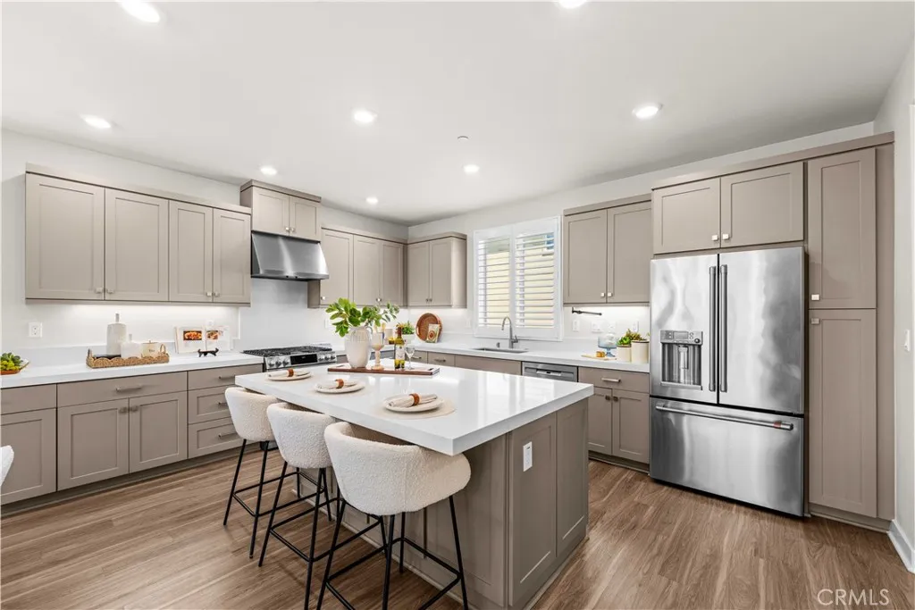 Additional image 17 of 236 keeper, Irvine, CA 92618