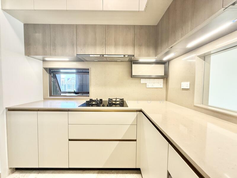 8 River Valley Close photo 3