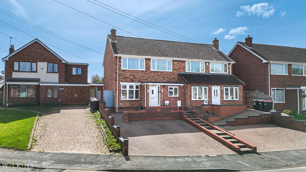 Mill Crescent, Kingsbury, Tamworth, Warwickshire, B78