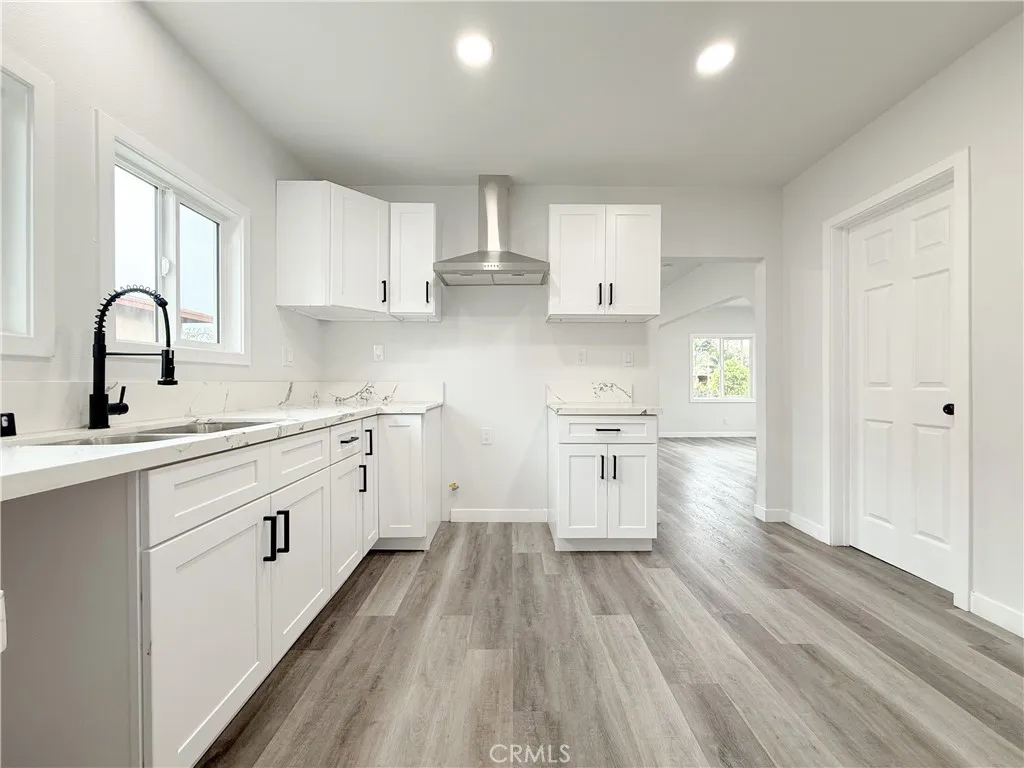 Additional image 6 of 445 E 119th Street, Los Angeles, CA 90061