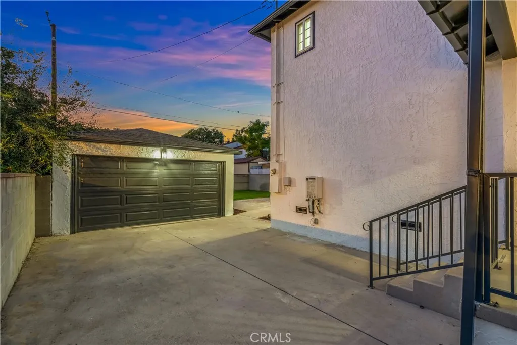 Additional image 51 of 1741 N Rose St, Burbank, CA 91505