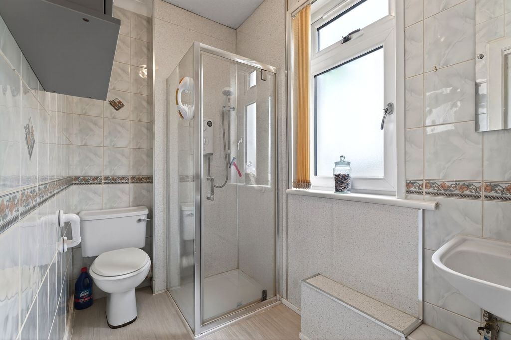 Additional image 10 of 1 bed flat for saleRosehall Avenue, Coatbridge ML5
