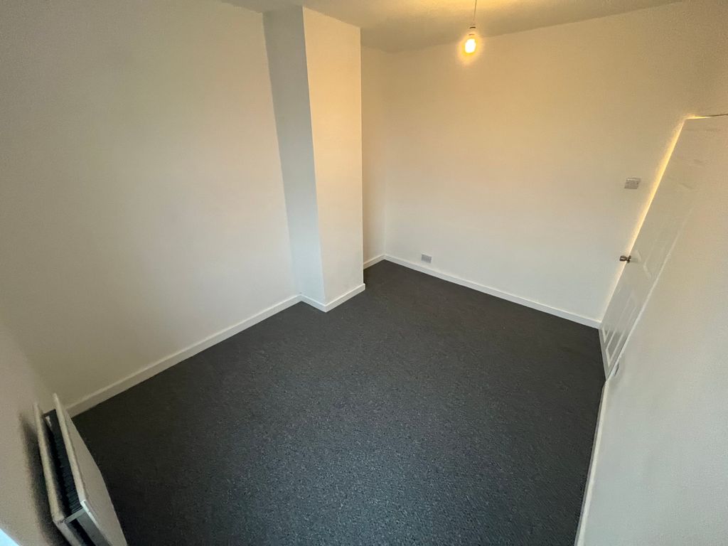 Additional image 11 of 2 bed property to rentCambria Street, Pontypool NP4