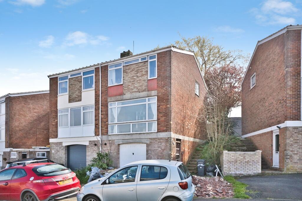 Yew Tree Close, Yeovil