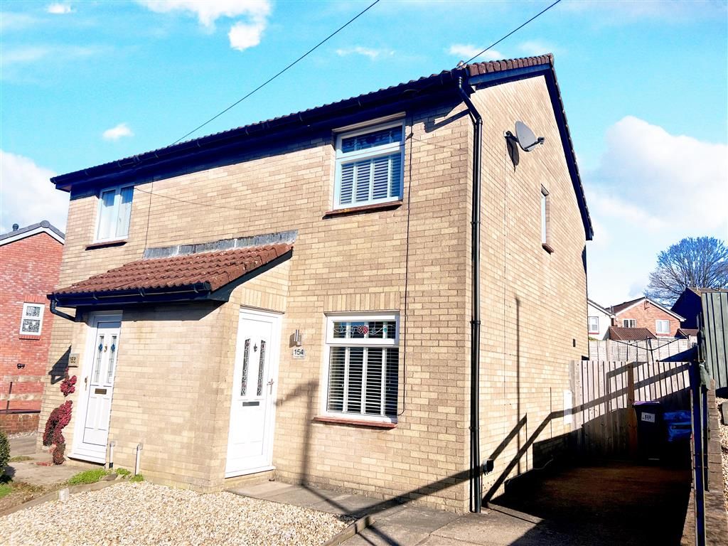 2 bed property to rentChester Close, Pontypool NP4