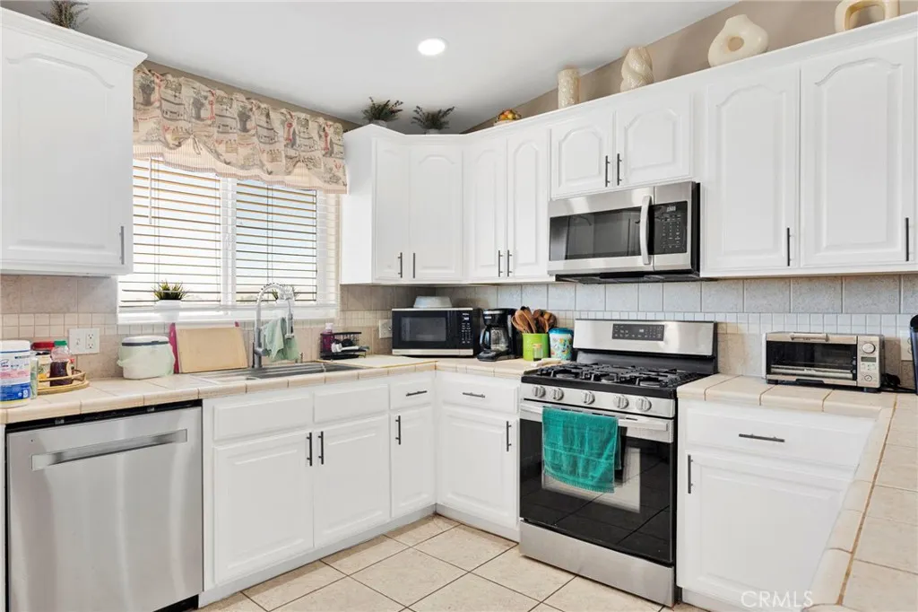 Additional image 85 of 11331 Pasco Rd, Apple Valley, CA 92308