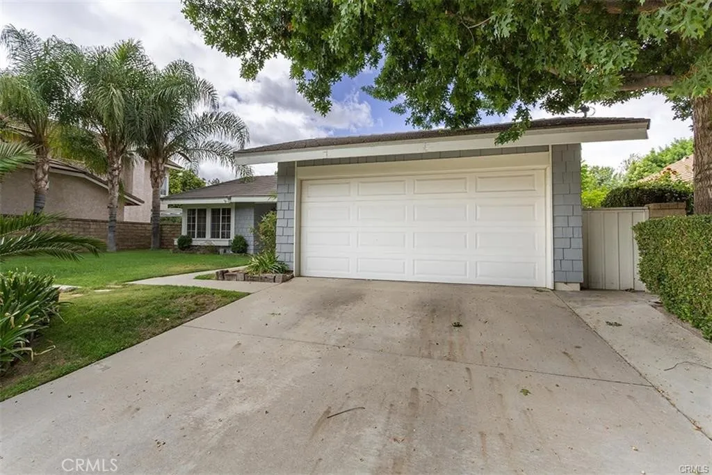 Additional image 72 of 25547 Via Impreso, Valencia, CA 91355