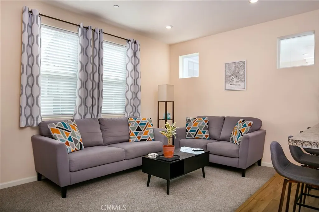 Additional image 11 of 240 Natural Bridge Ln, Palmdale, CA 93551