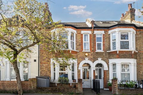 Leahurst Road, Hither Green SE13