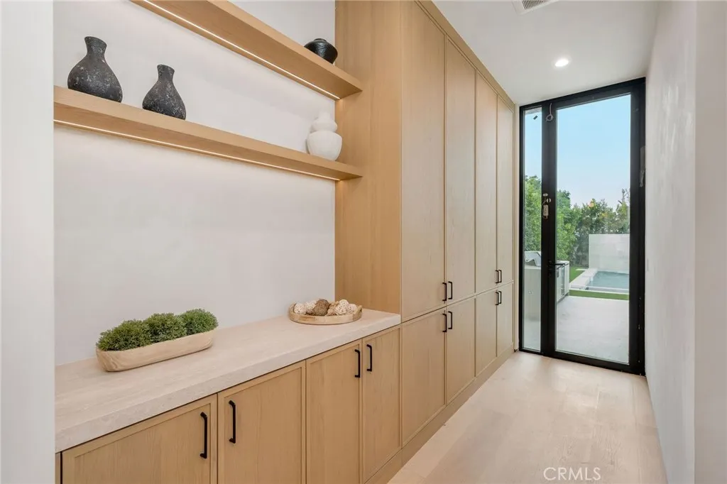 Additional image 32 of 15447 Huston St, Sherman Oaks, CA 91403