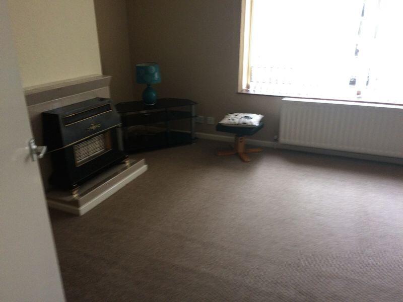 Dowlers Hill Crescent, Redditch photo 3