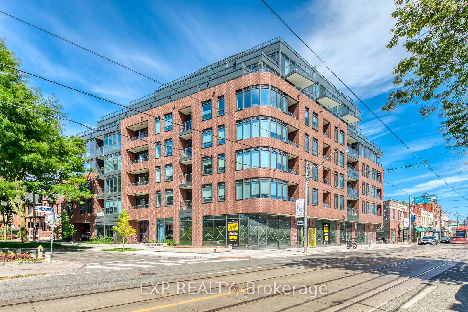 415-5 Lakeview Avenue, Toronto, ON, M6J 0H3